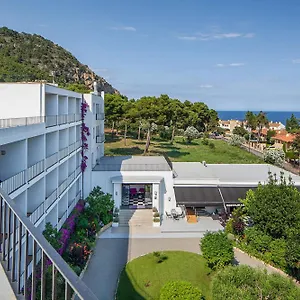 https://hotel-eetu-adults-only.topcostabravahotels.com